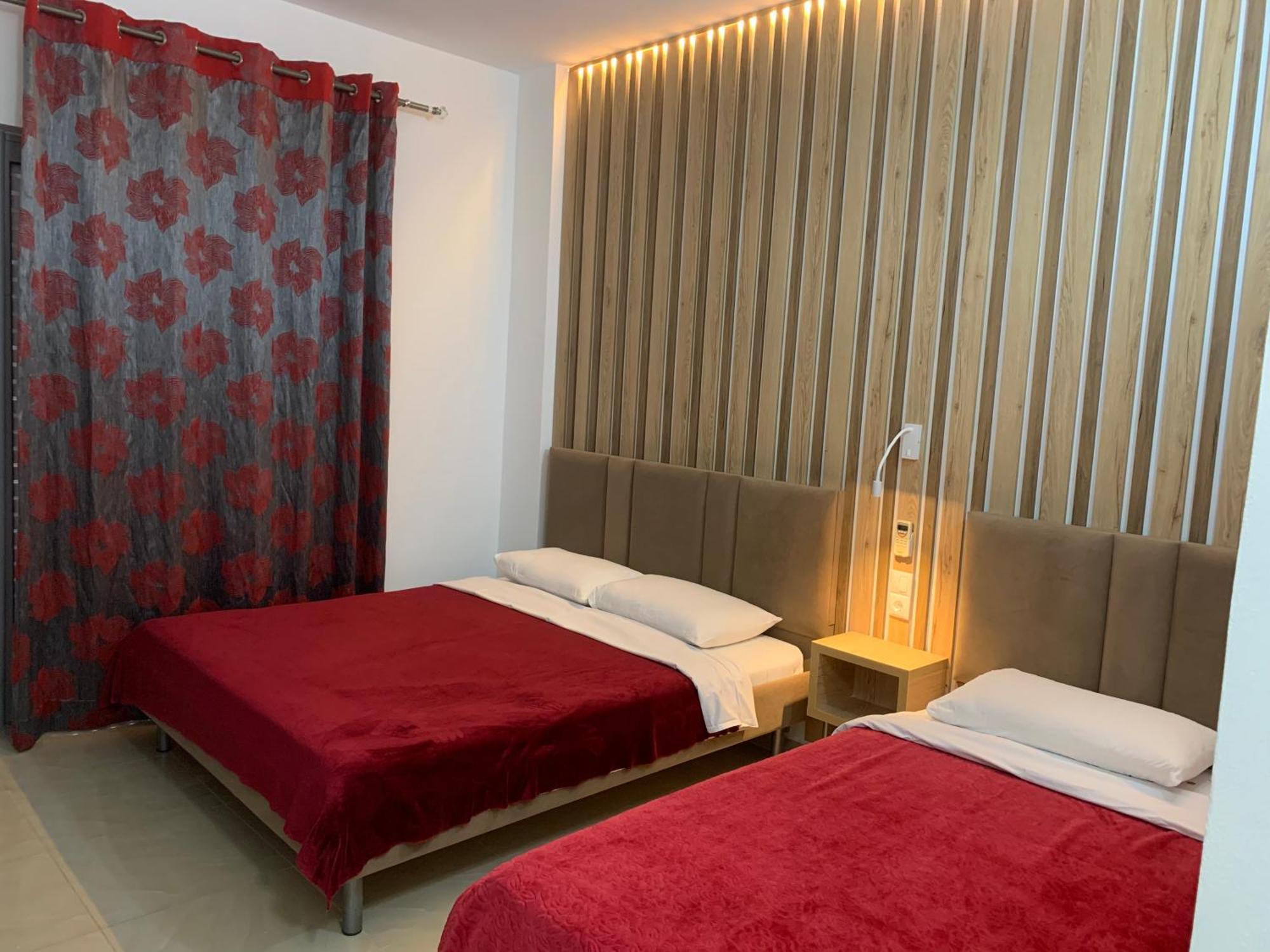 Hotel Piazza Saranda Zewnętrze zdjęcie