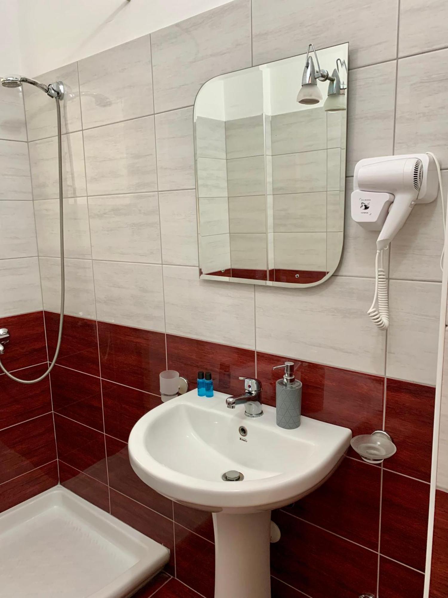 Hotel Piazza Saranda Zewnętrze zdjęcie